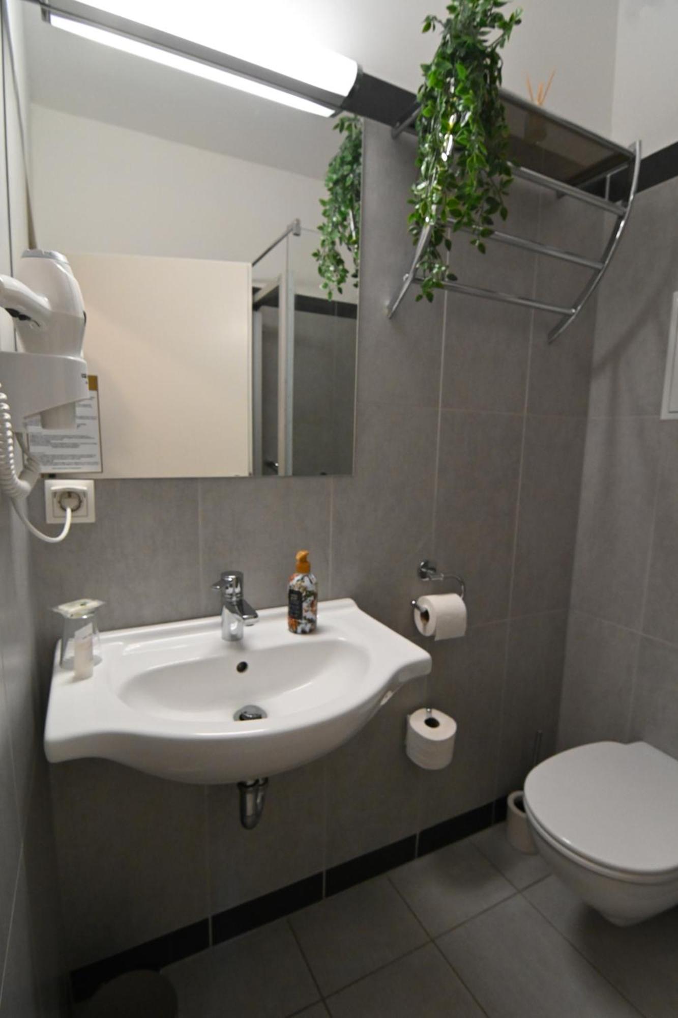 Aparthotel Neudoerfl Neudorfl Екстериор снимка
